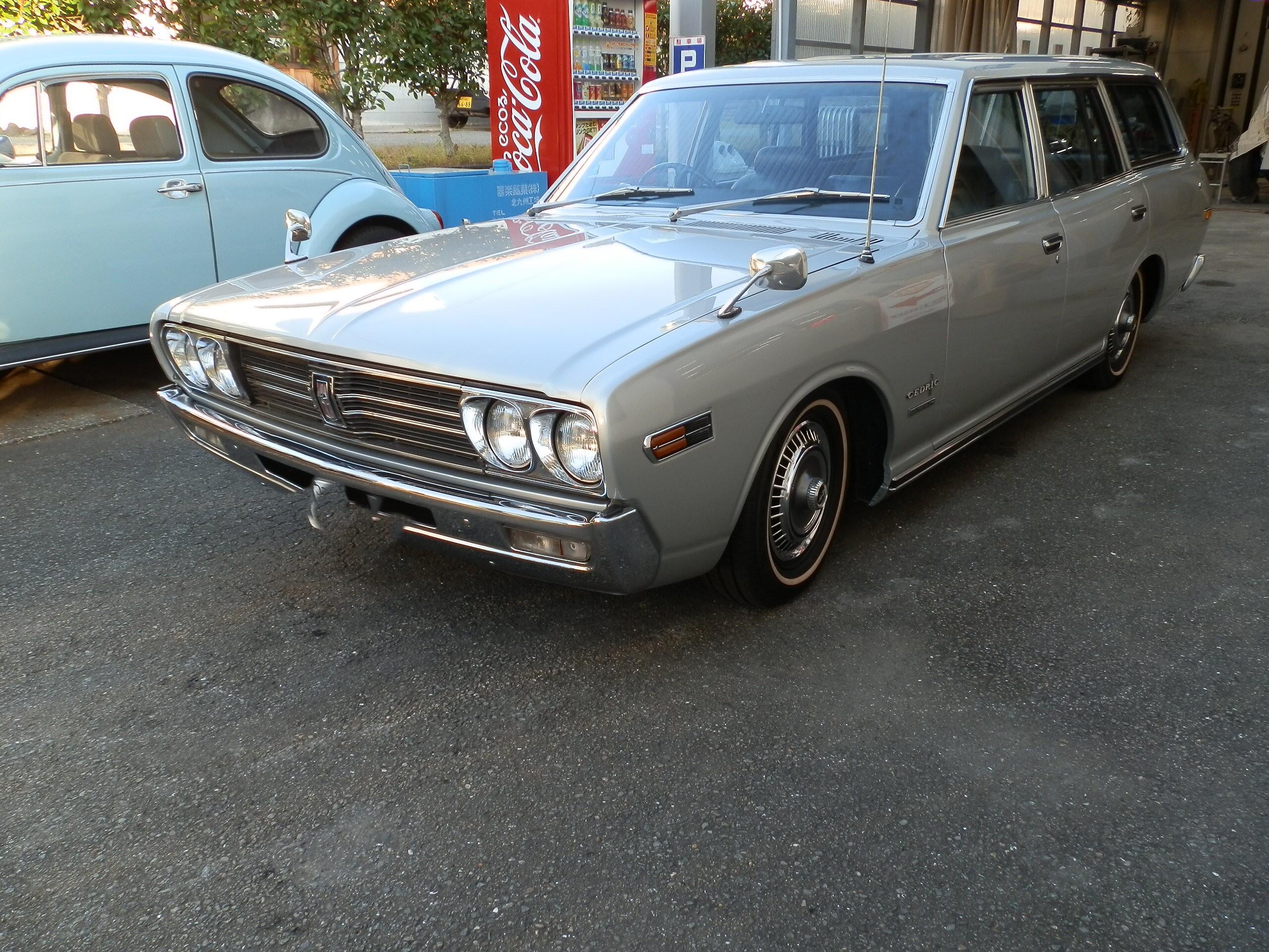 1973年　230 セドリックワゴン